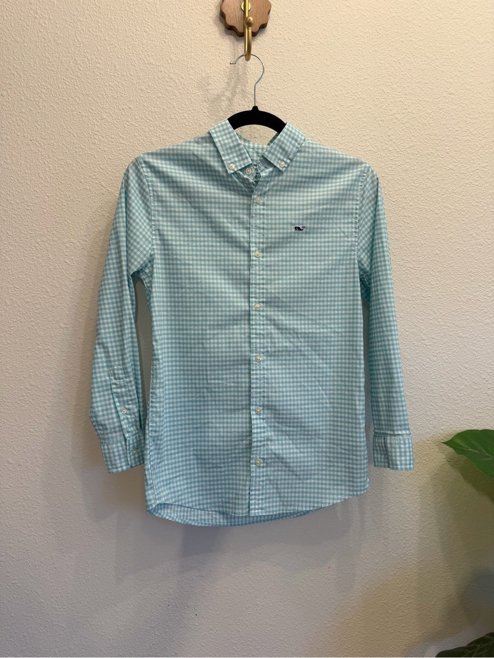 Vineyard Vines On-The-Go Performance button-down shirt | Boys Medium 12-14